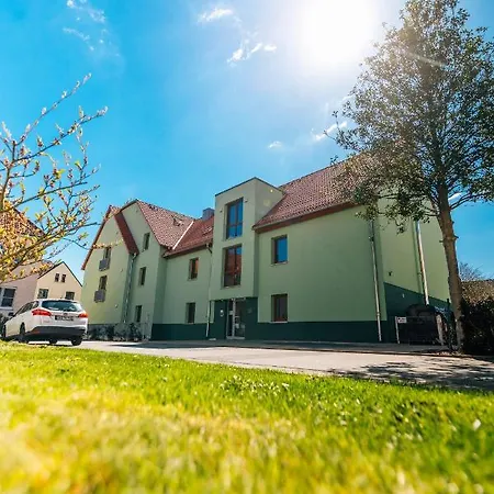 - Business - Apartman *