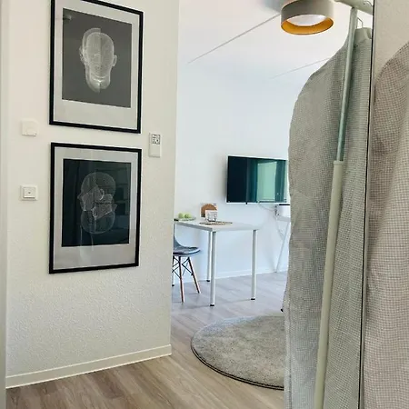 - Business - * Bielefeld