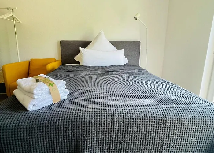 Apartment - Business - *